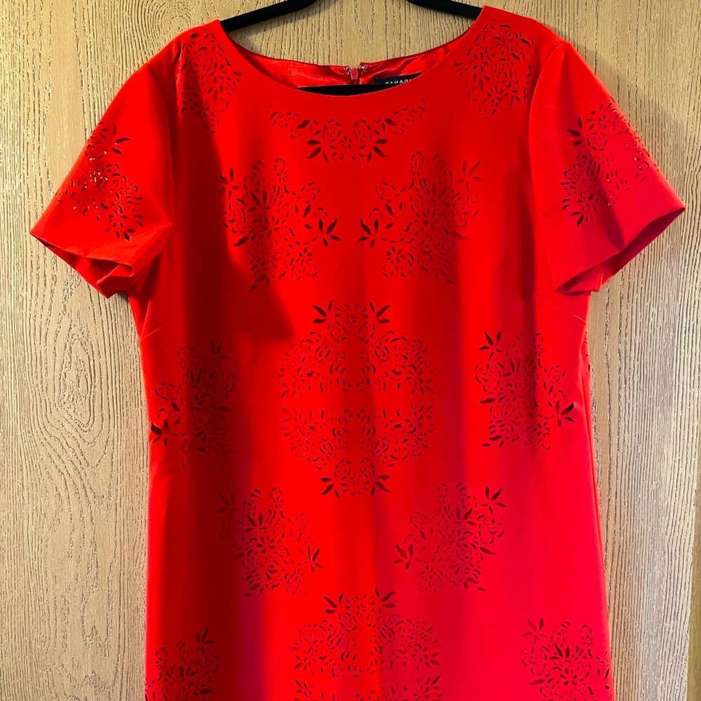 Tahari Arthur S. Levine Women’s Red Dress